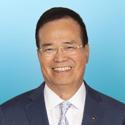 Peter W Y Wong